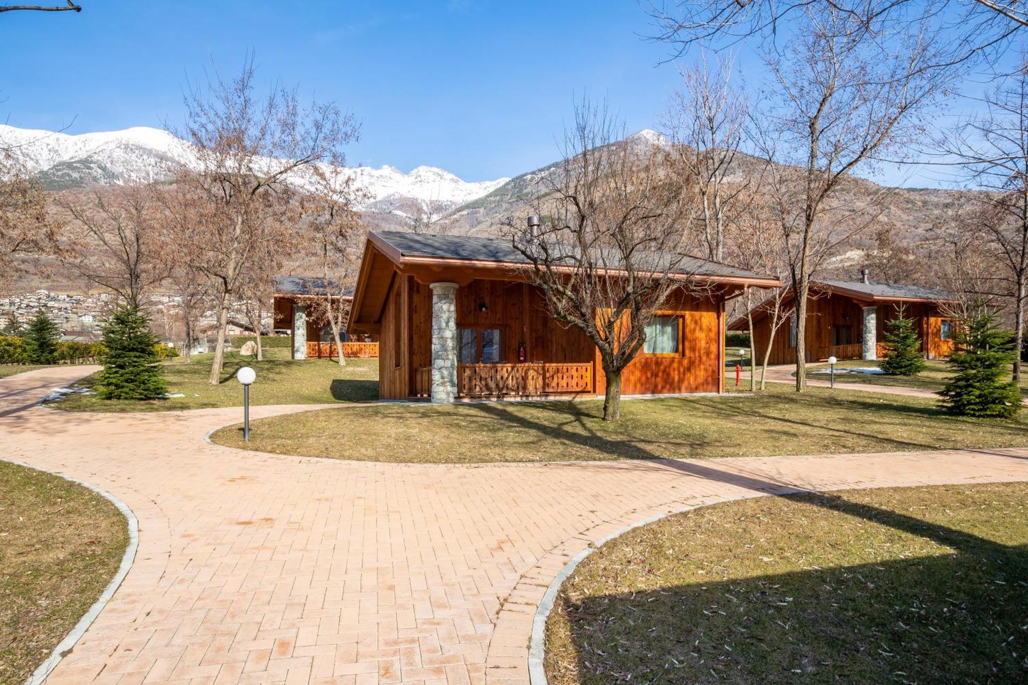 Lazy Bee Camping Village Aosta Zewnętrze zdjęcie