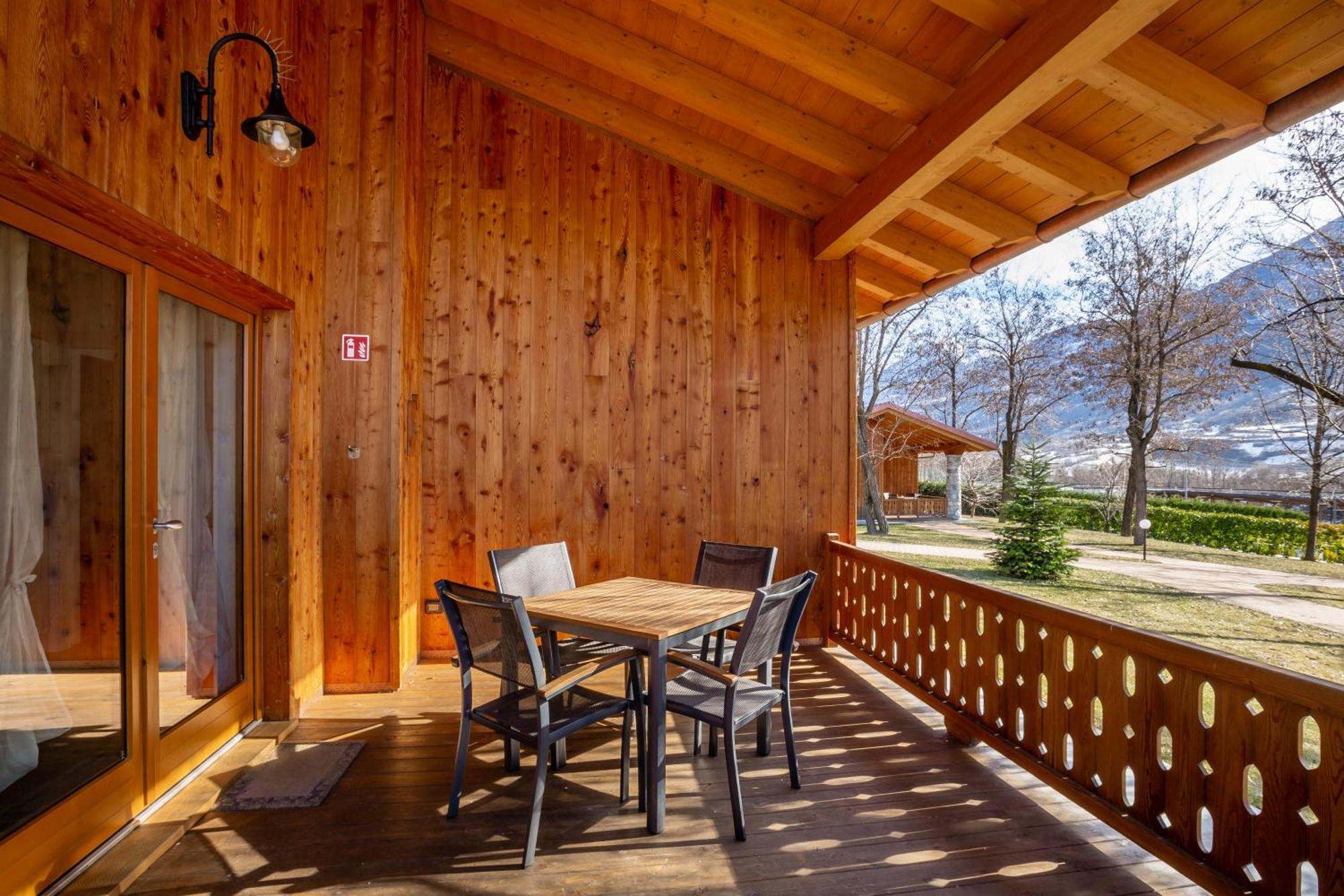 Lazy Bee Camping Village Aosta Zewnętrze zdjęcie